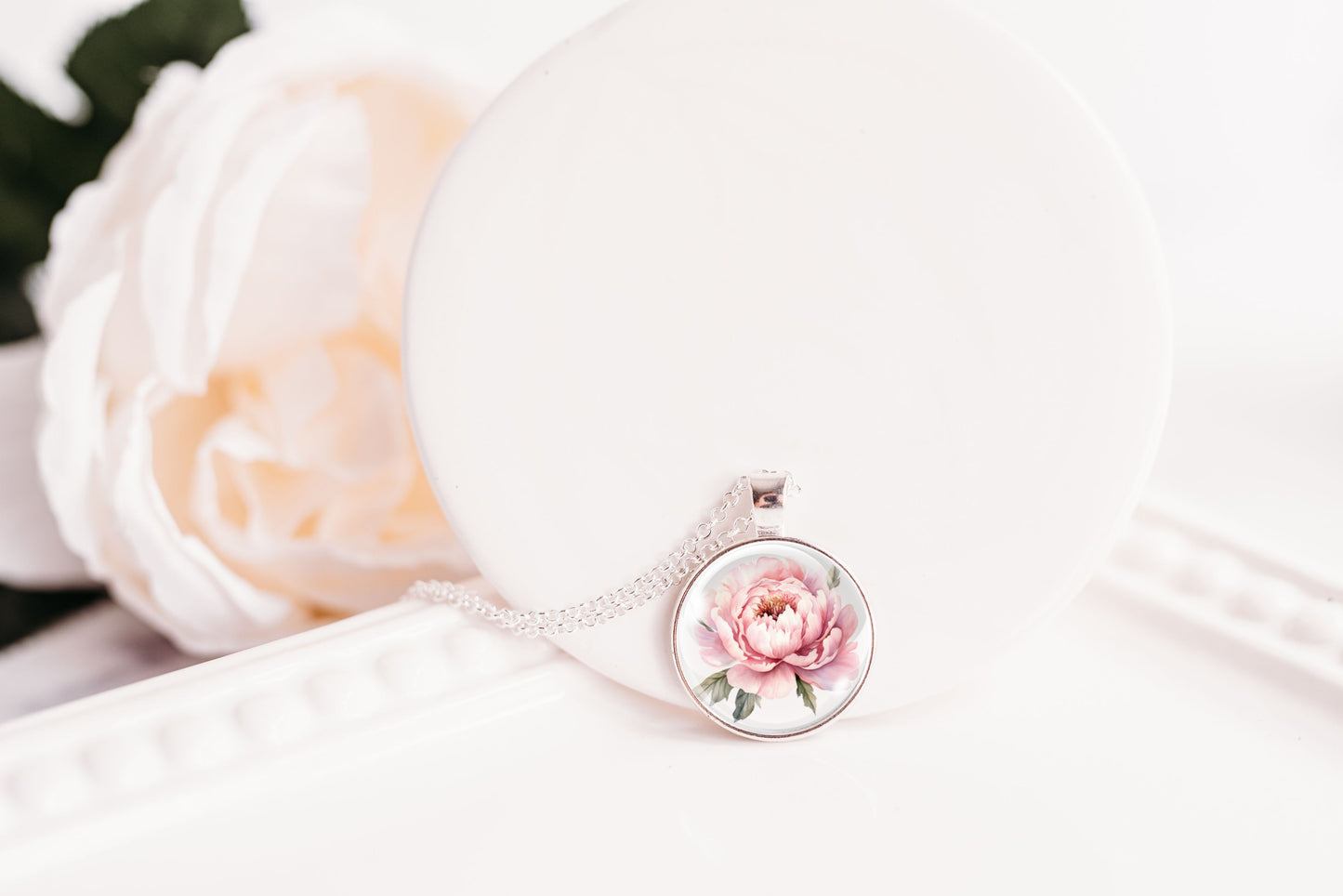 Elegant Peony Floral Necklace - November Birthflower Gift